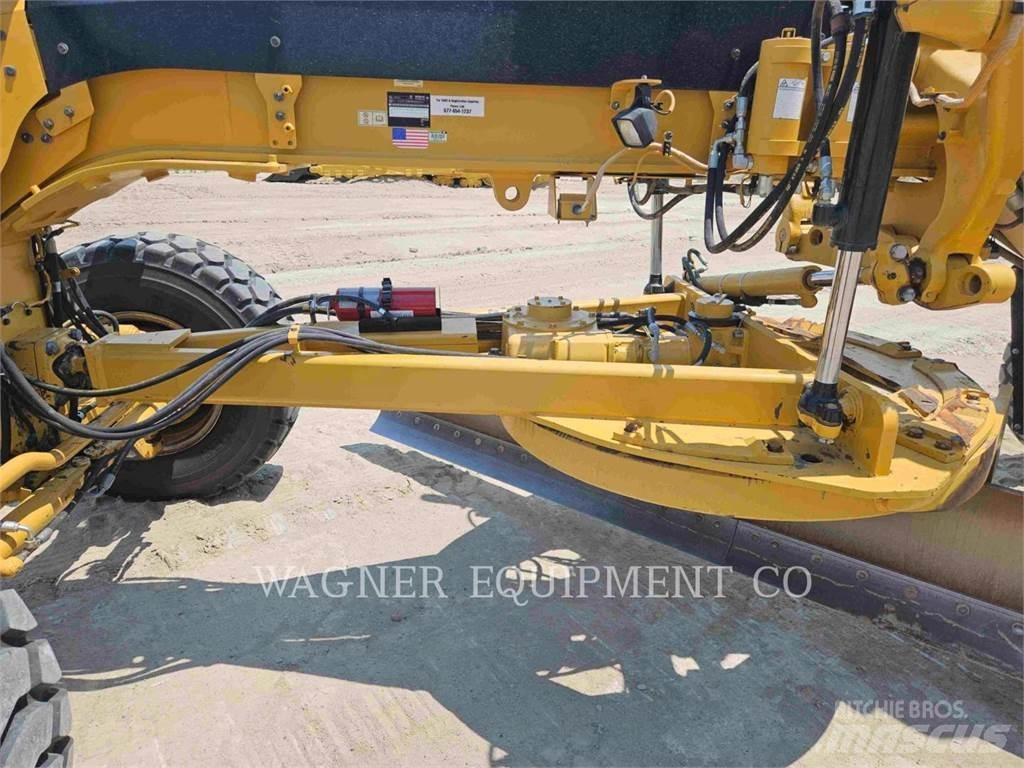 CAT 120M2AWD Motoniveladoras
