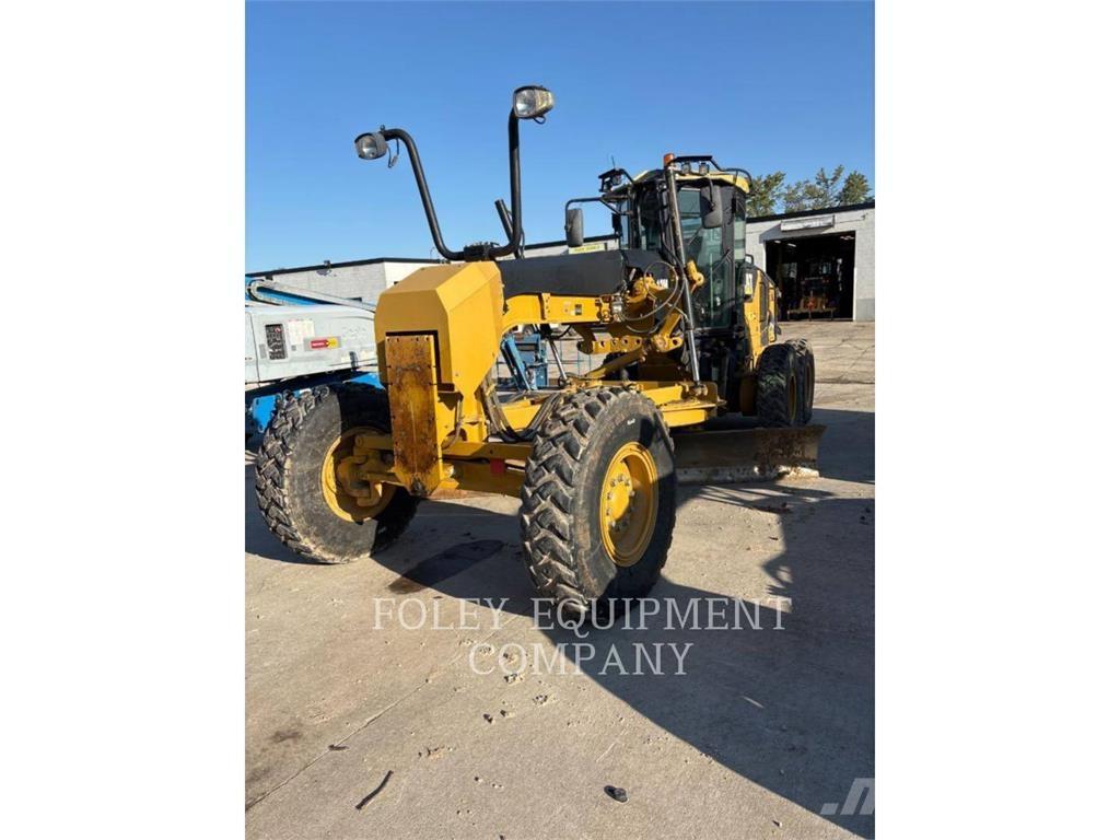 CAT 12M Motoniveladoras