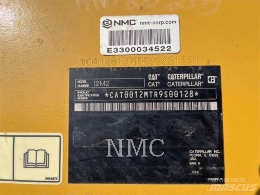 CAT 12M2 Motoniveladoras