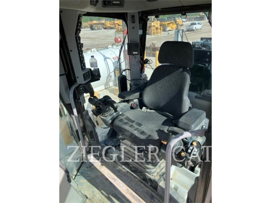 CAT 12M2 Motoniveladoras