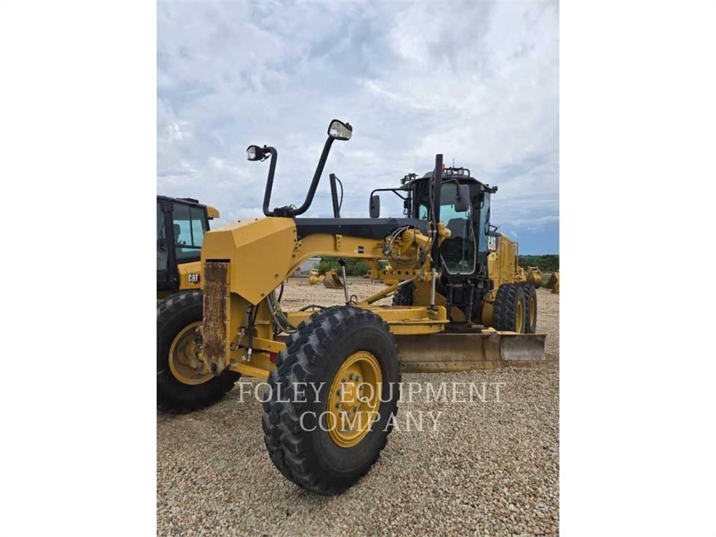 CAT 12M2 Motoniveladoras