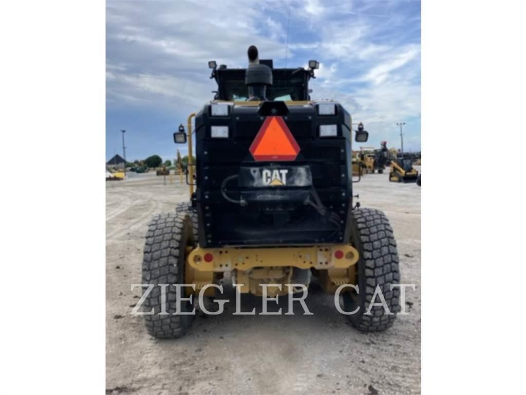 CAT 12M2 Motoniveladoras