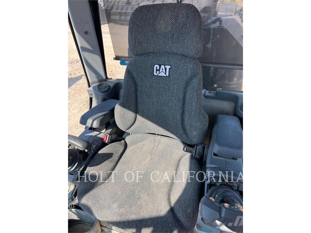 CAT 14 Motoniveladoras