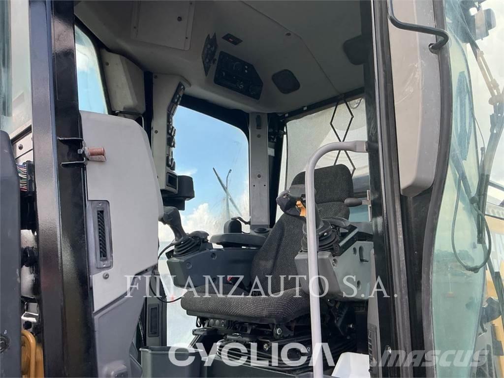 CAT 140-15 Motoniveladoras