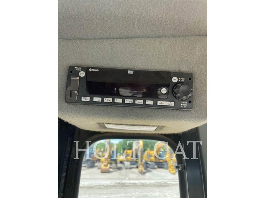 CAT 140 AWD Motoniveladoras