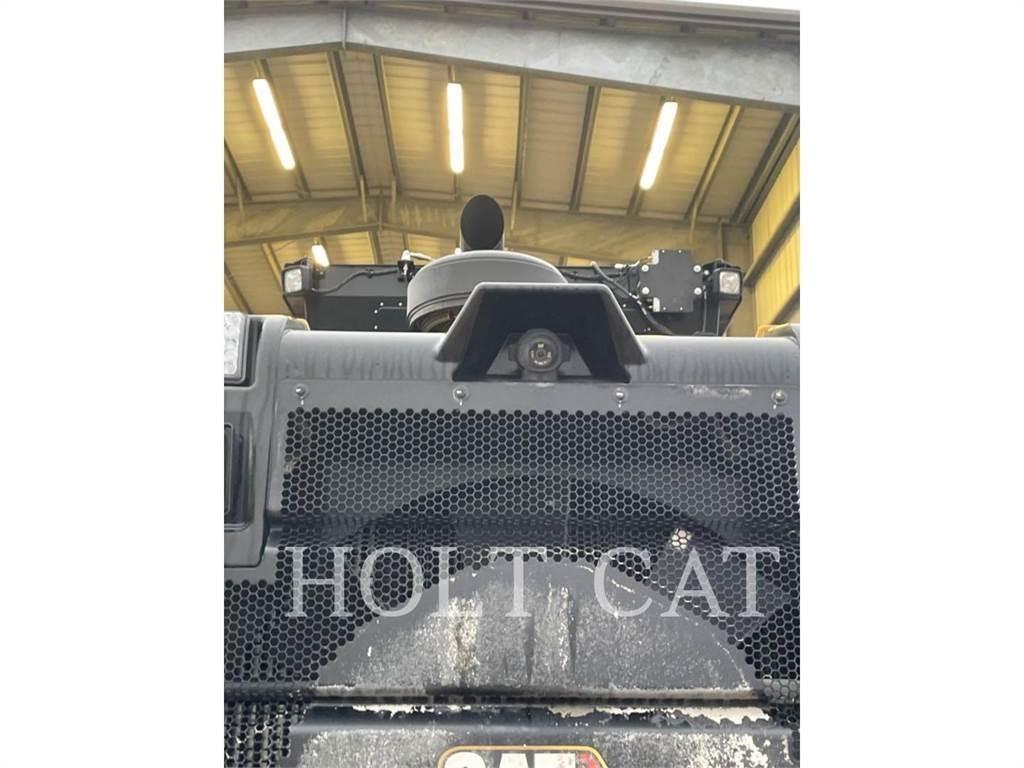 CAT 140 AWD Motoniveladoras