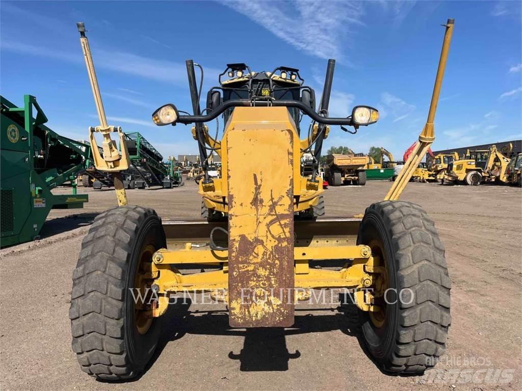 CAT 140M Motoniveladoras