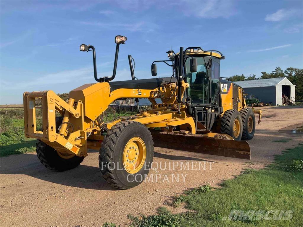 CAT 140M Motoniveladoras