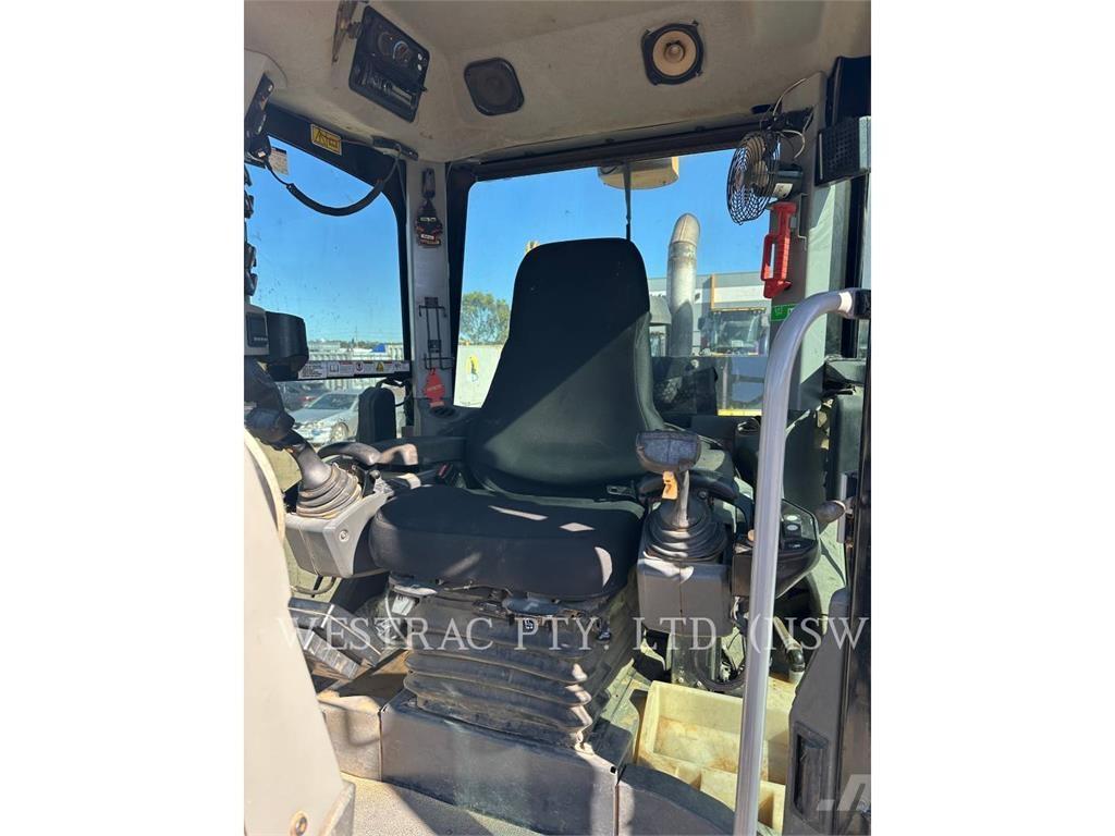 CAT 140M Motoniveladoras