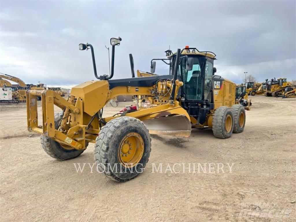 CAT 140M 2 Motoniveladoras