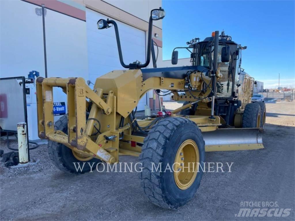 CAT 140M 2 Motoniveladoras