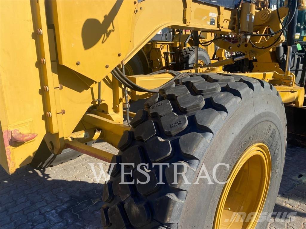 CAT 14M Motoniveladoras