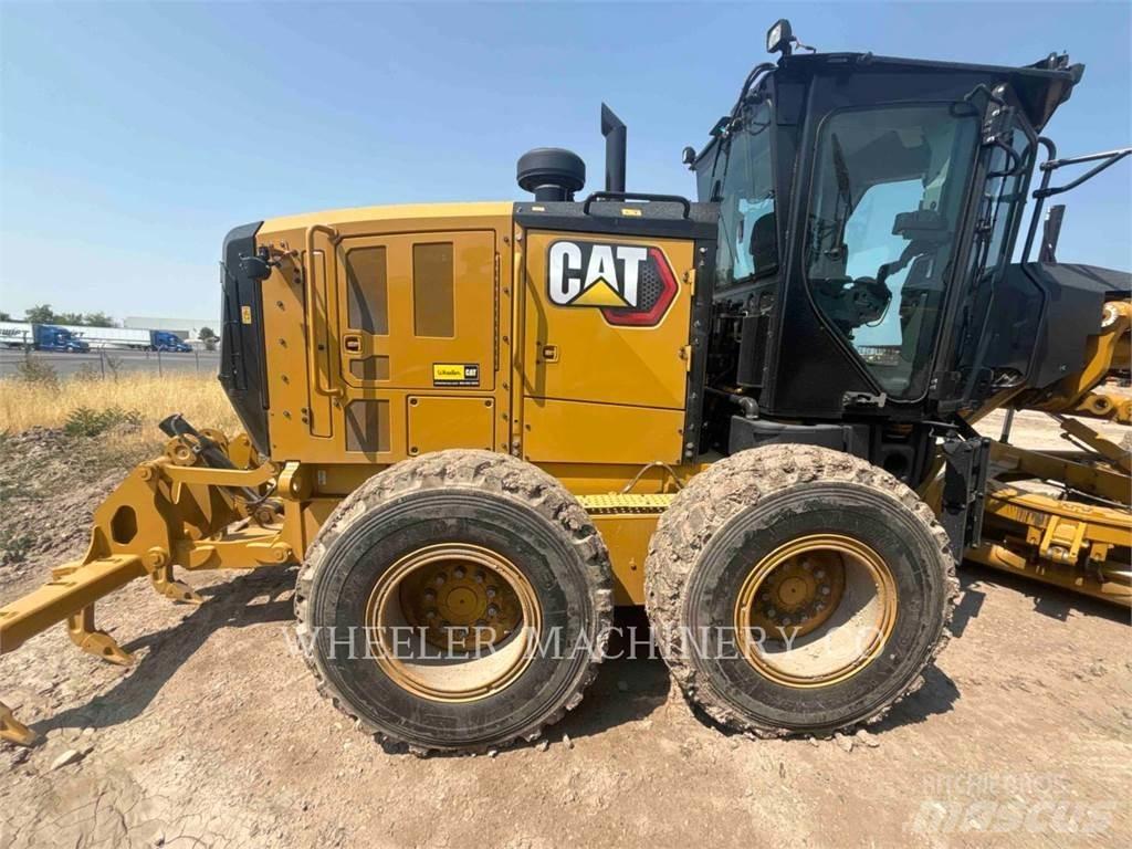 CAT 150 15 Motoniveladoras