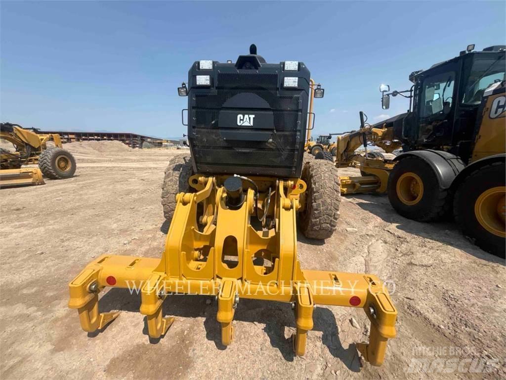 CAT 150 15 Motoniveladoras