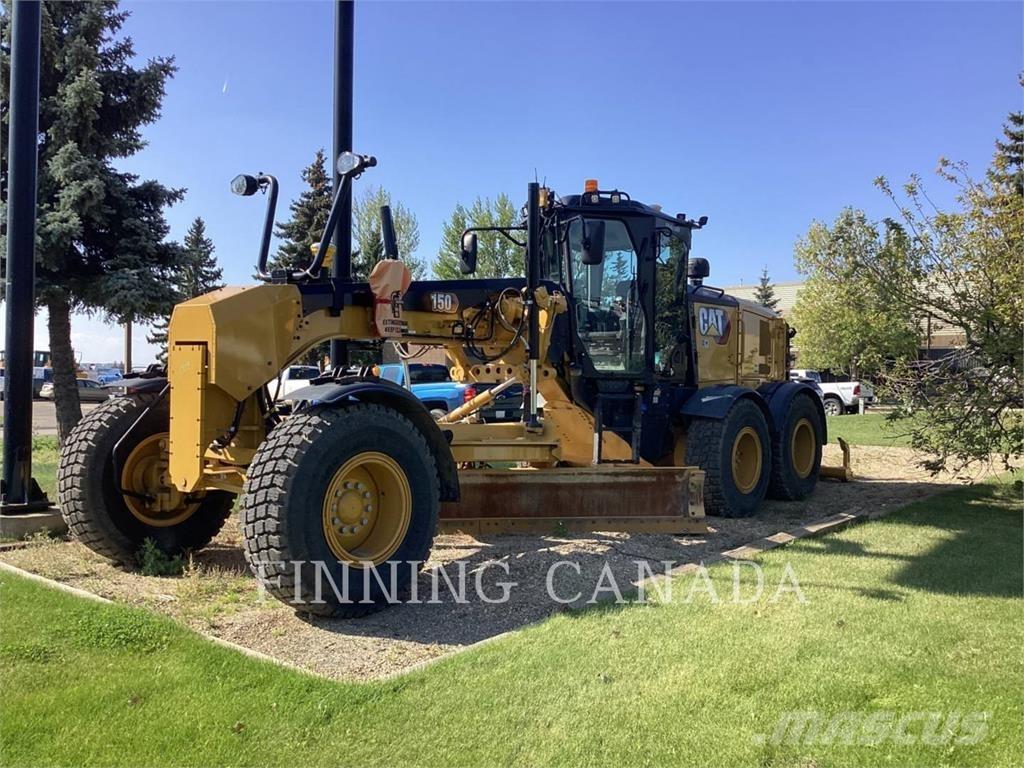CAT 150-15 Motoniveladoras