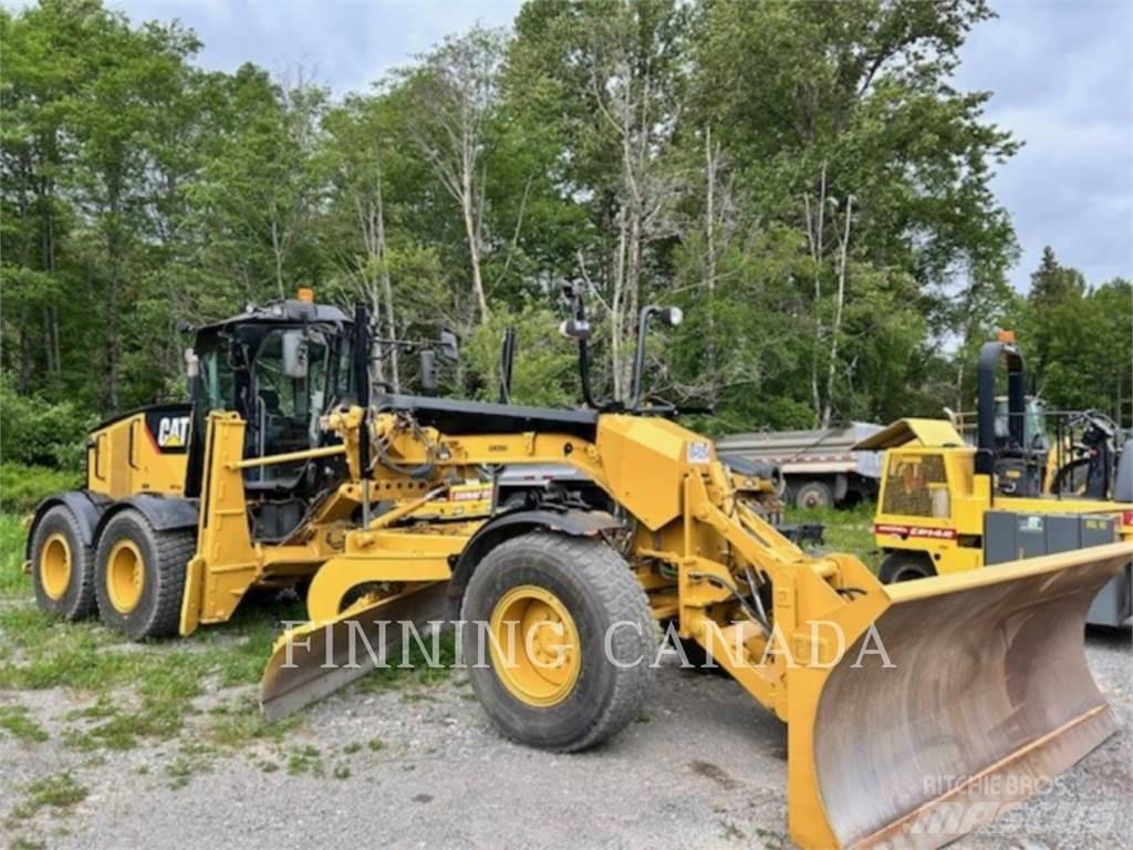 CAT 160M Motoniveladoras