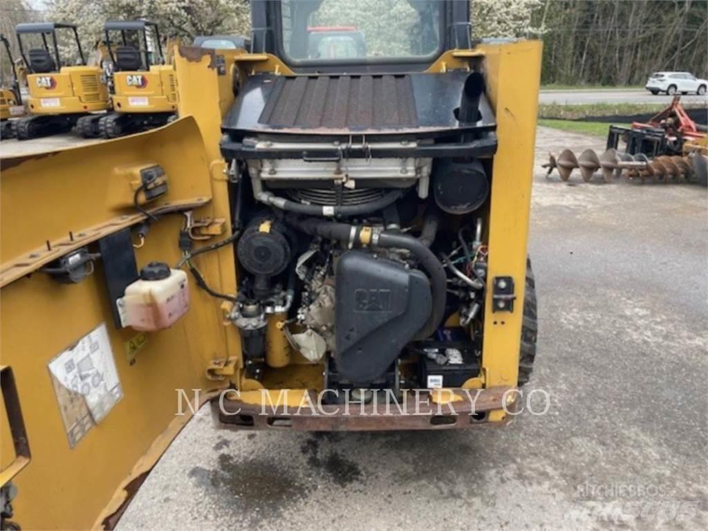 CAT 216B3 CN Minicargadoras