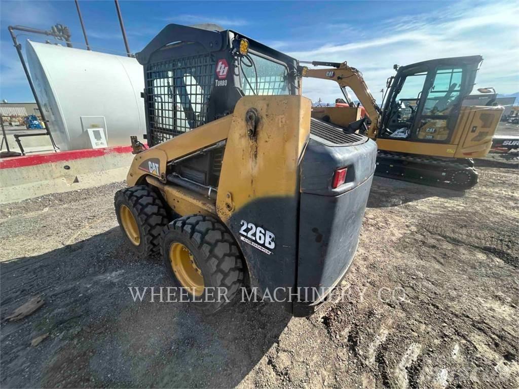 CAT 226B MA11 Minicargadoras