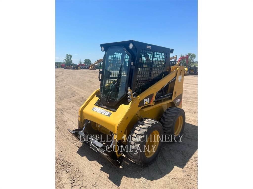 CAT 226B3 C3S2 Minicargadoras