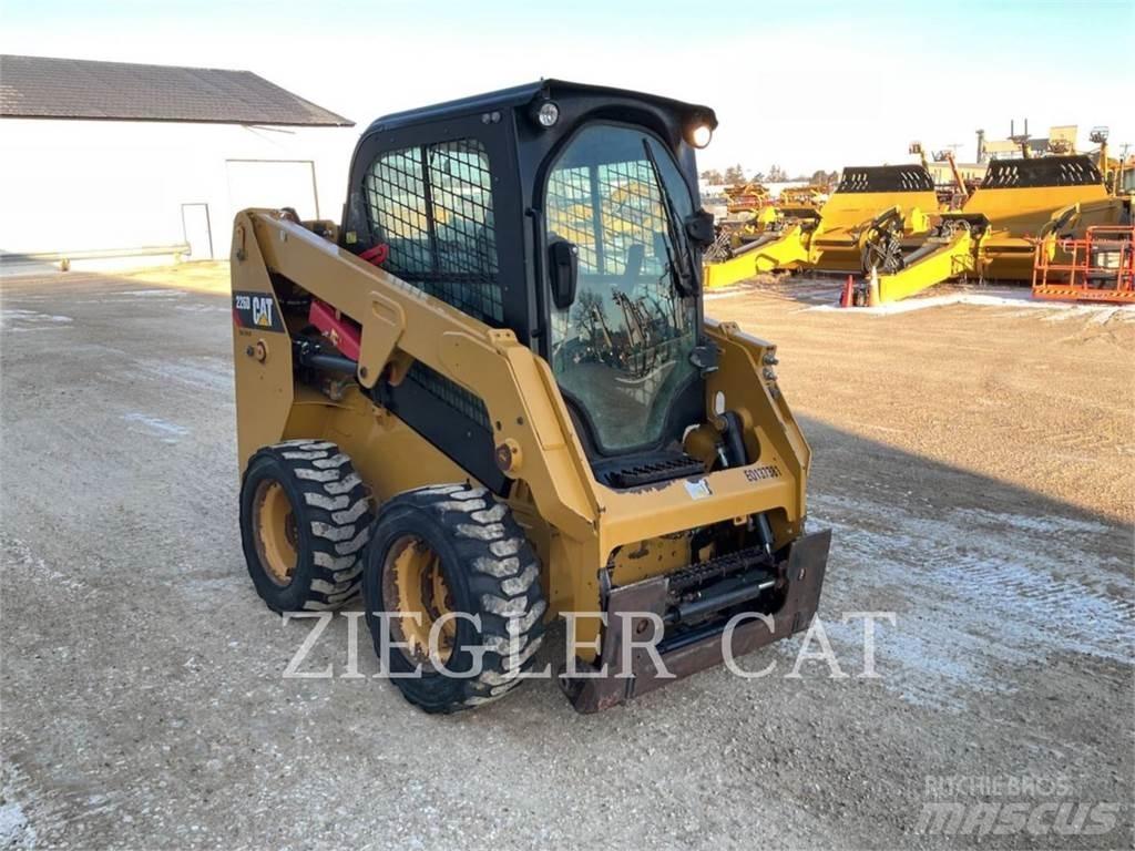 CAT 226D Minicargadoras