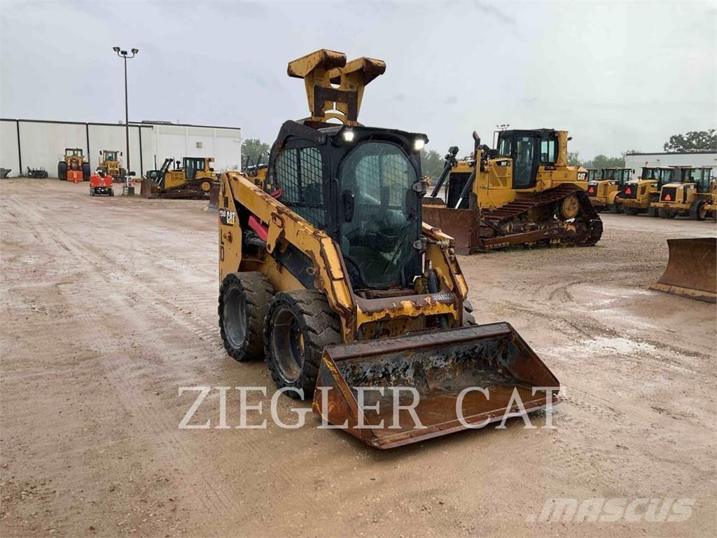 CAT 226D Minicargadoras