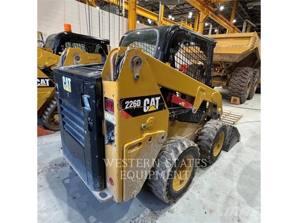 CAT 226D Minicargadoras