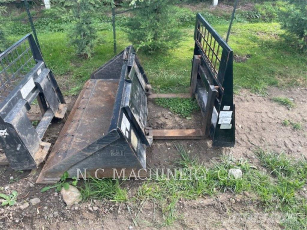 CAT 226D Minicargadoras