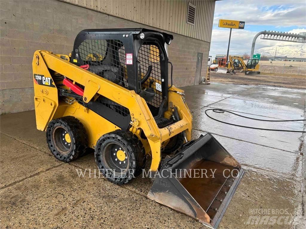 CAT 226D C1-H2 Minicargadoras