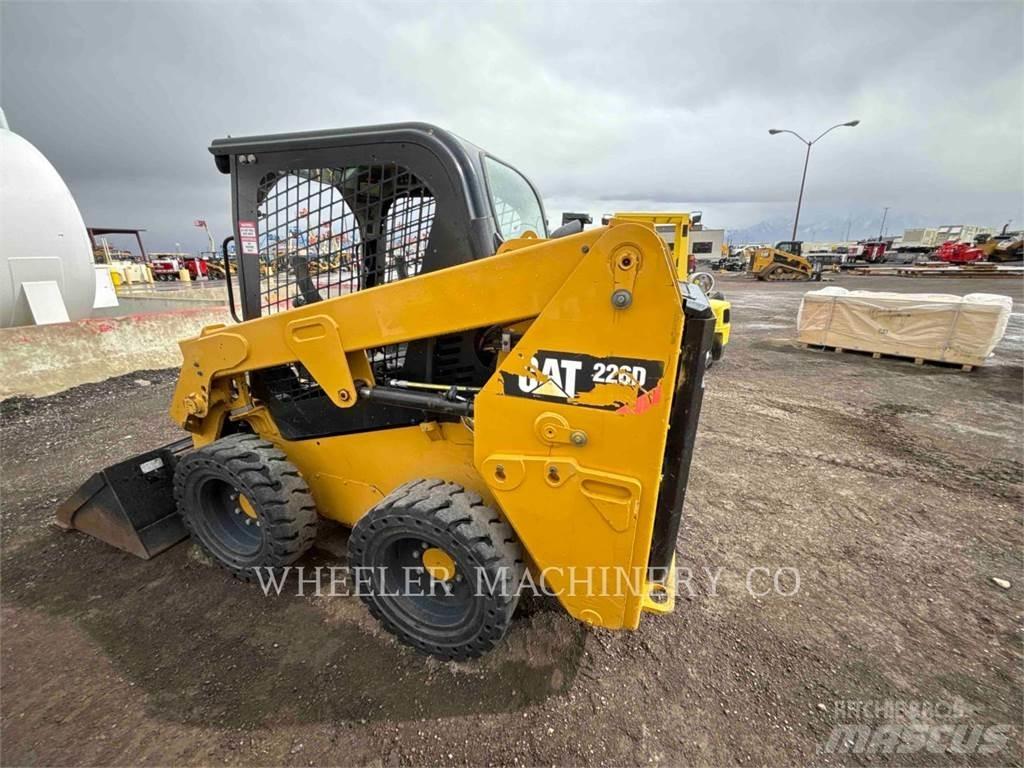 CAT 226D C1-H2 Minicargadoras