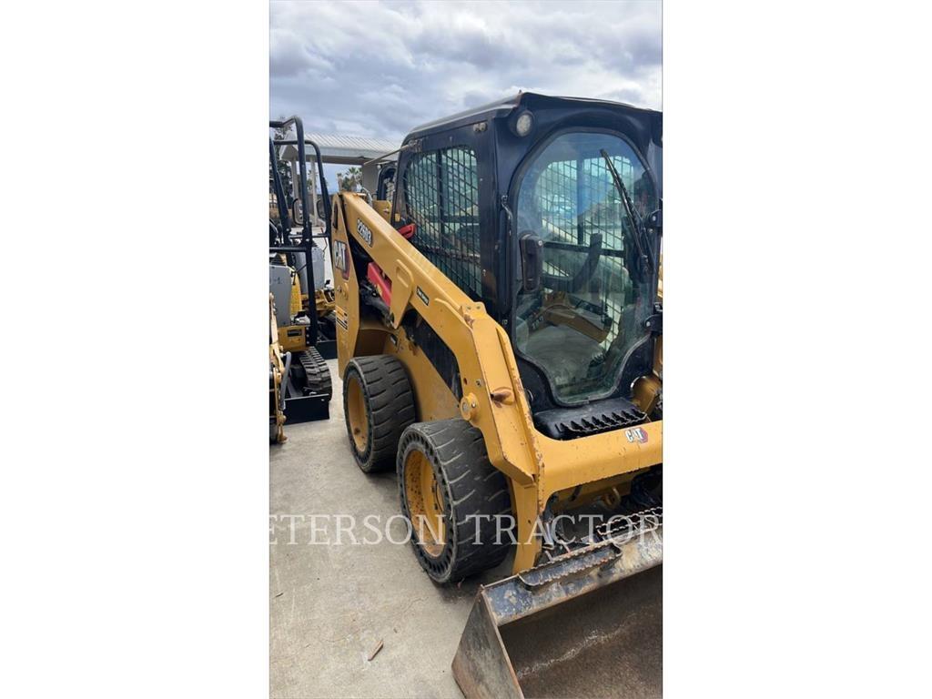 CAT 226D3 Minicargadoras