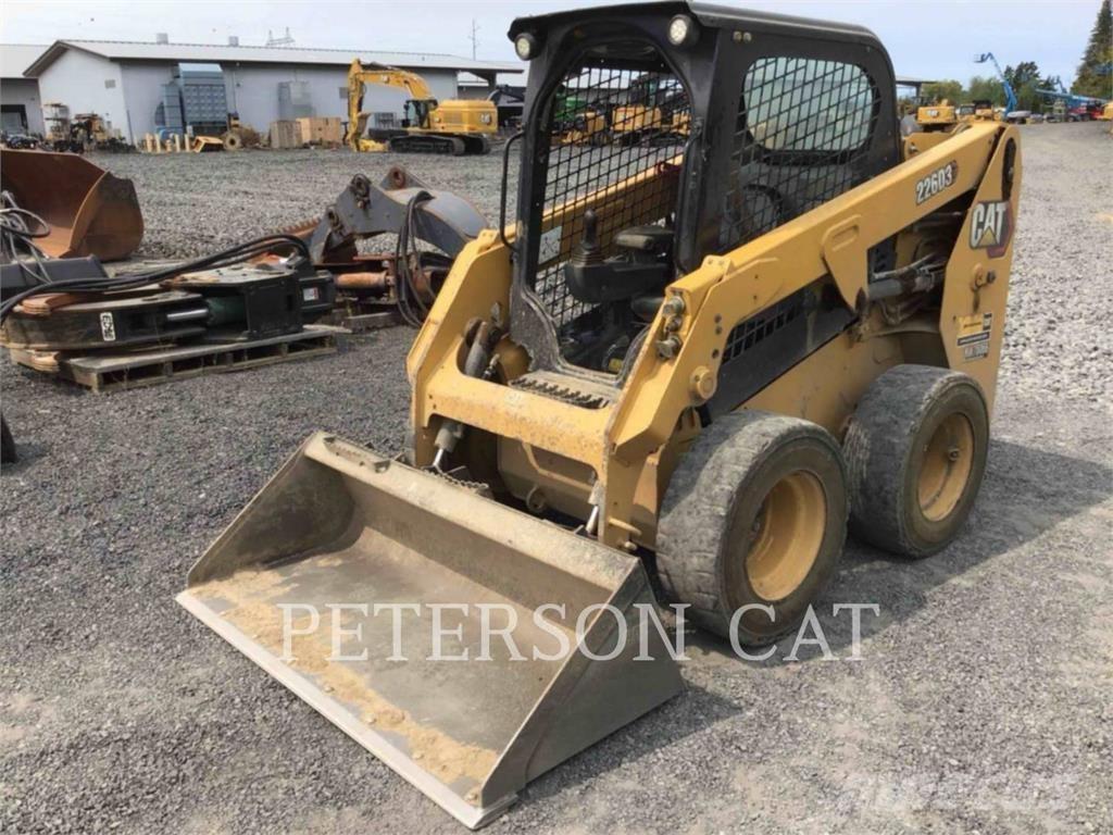 CAT 226D3 Minicargadoras