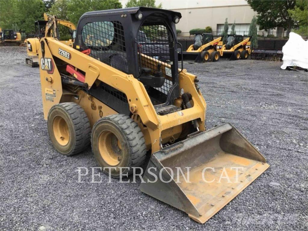 CAT 226D3 Minicargadoras