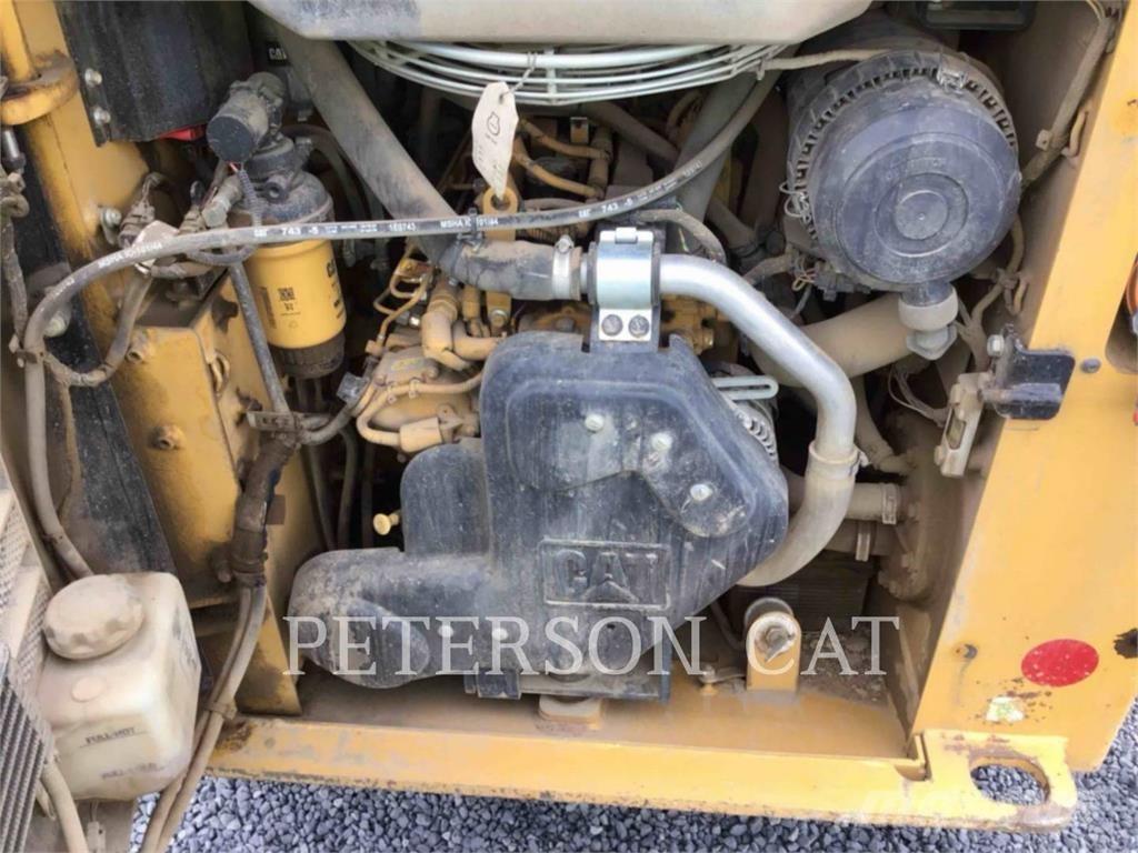 CAT 226D3 Minicargadoras