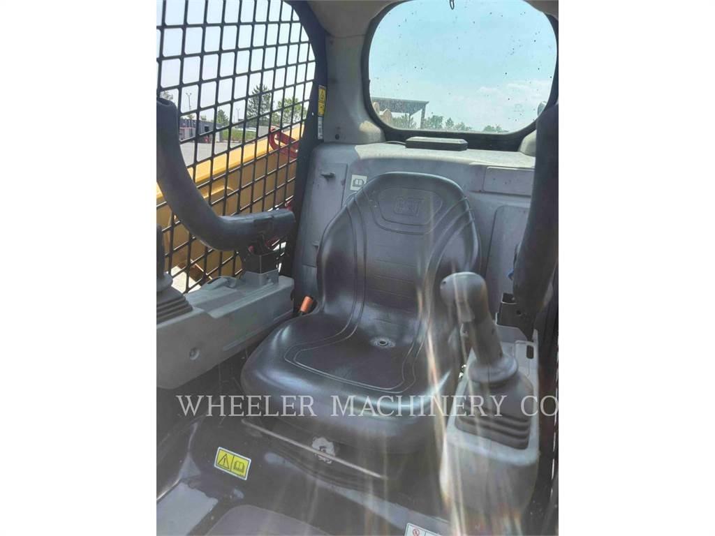 CAT 226D3 C1H2 Minicargadoras