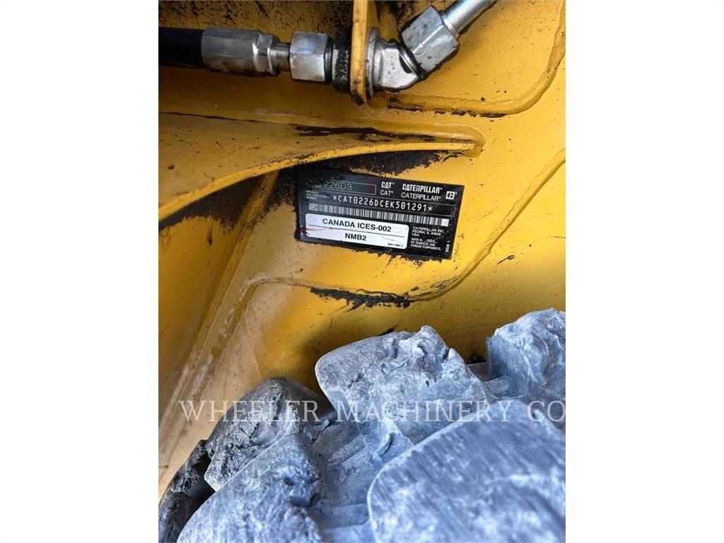 CAT 226D3 C1H2 Minicargadoras