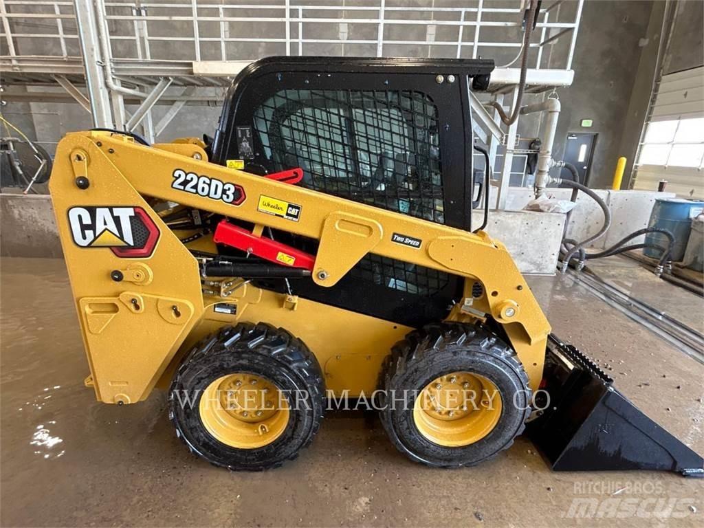 CAT 226D3 C3H2 Minicargadoras