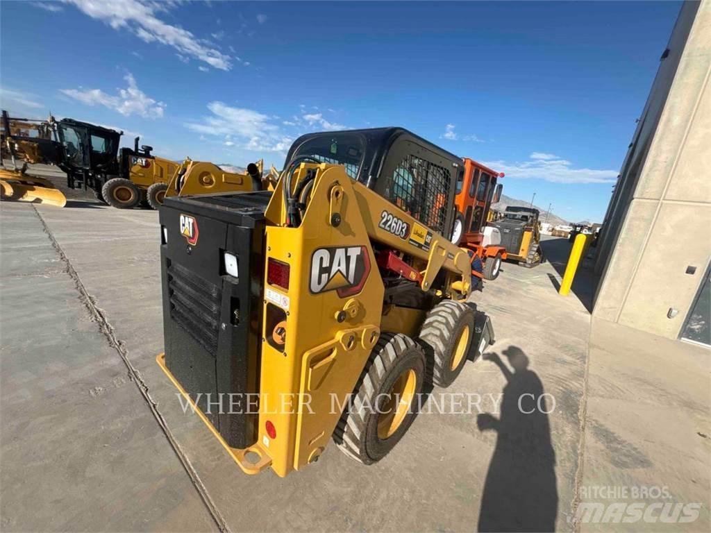 CAT 226D3 C3H2 Minicargadoras
