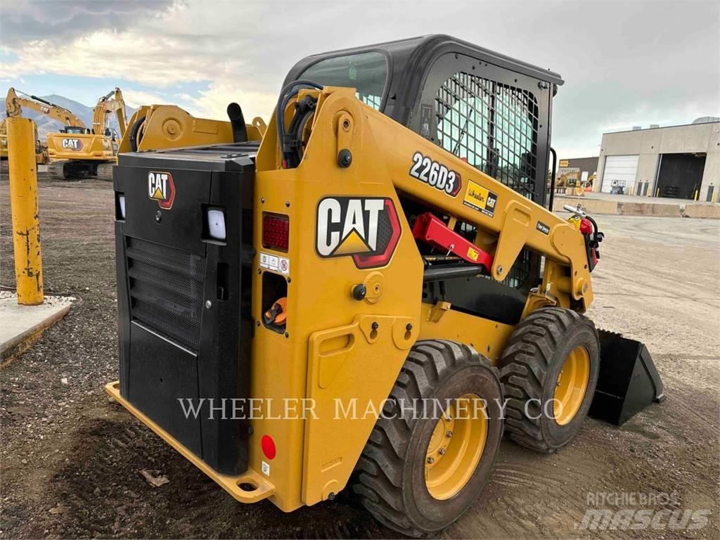 CAT 226D3 C3H2 Minicargadoras