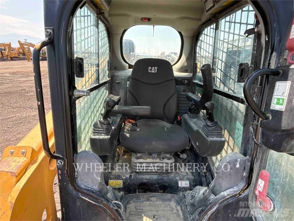 CAT 226D3 C3H2 Minicargadoras