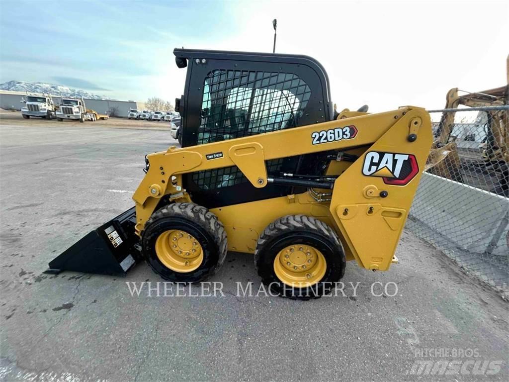 CAT 226D3 C3H2 Minicargadoras