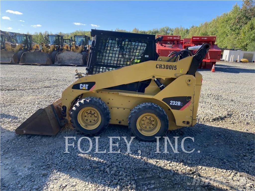 CAT 232B2 Minicargadoras