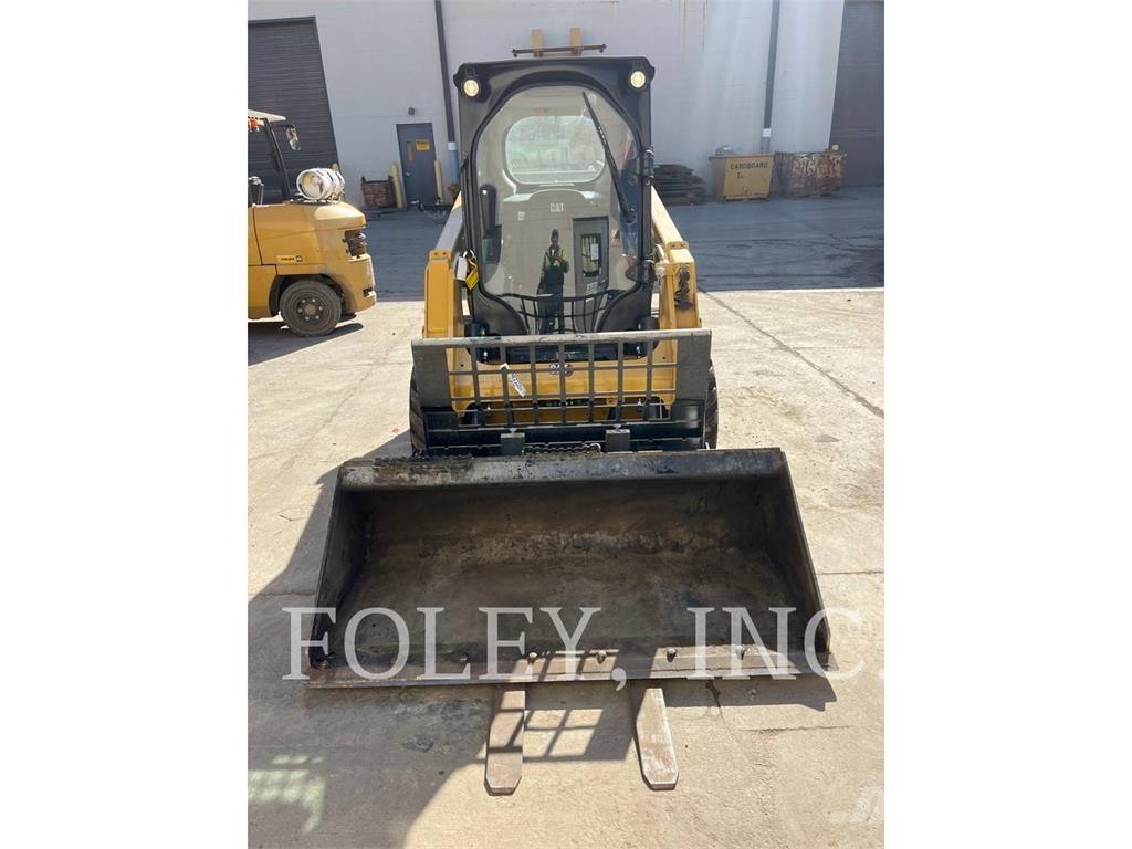 CAT 232D3 Minicargadoras