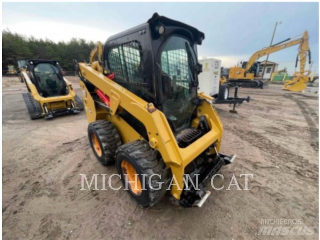 CAT 232D3 A2Q Minicargadoras