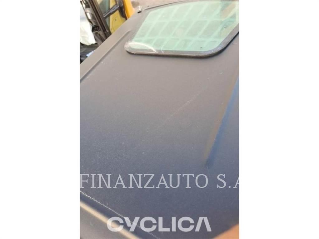 CAT 236D Minicargadoras