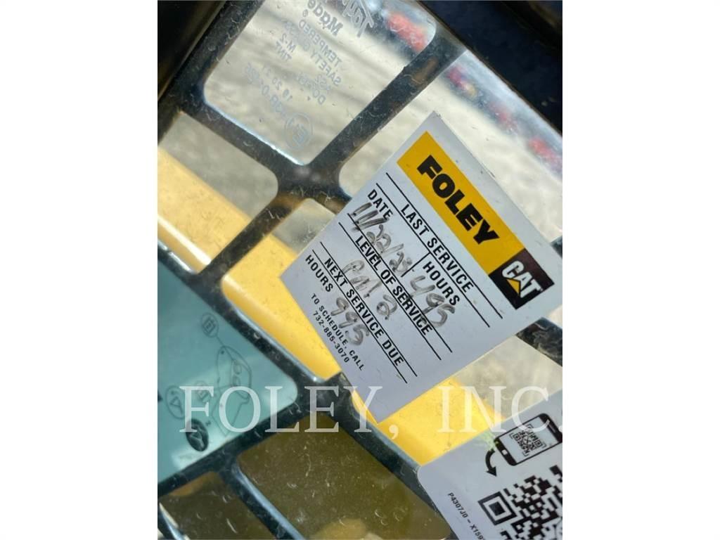 CAT 236D Minicargadoras