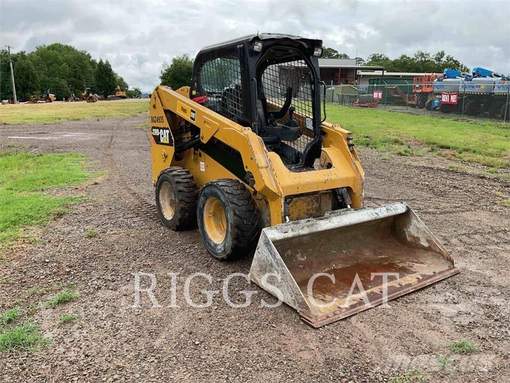 CAT 236D Minicargadoras