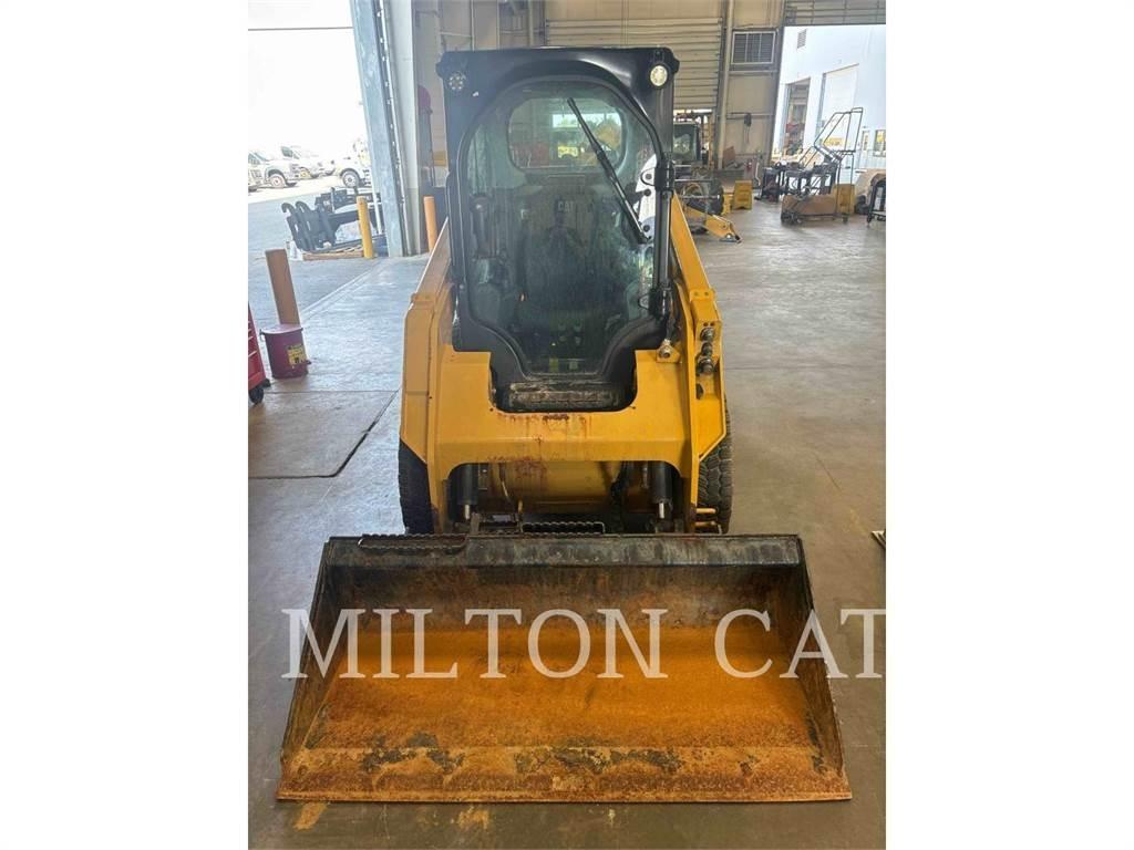 CAT 236D 3 Minicargadoras