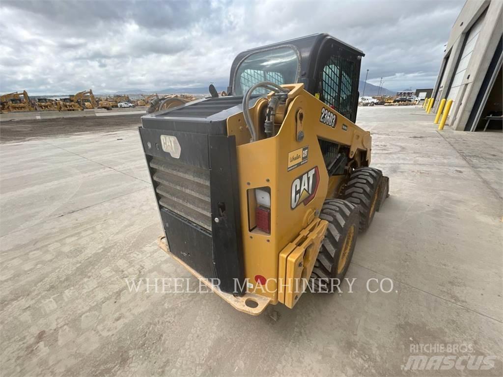 CAT 236D3 C3H2 Minicargadoras