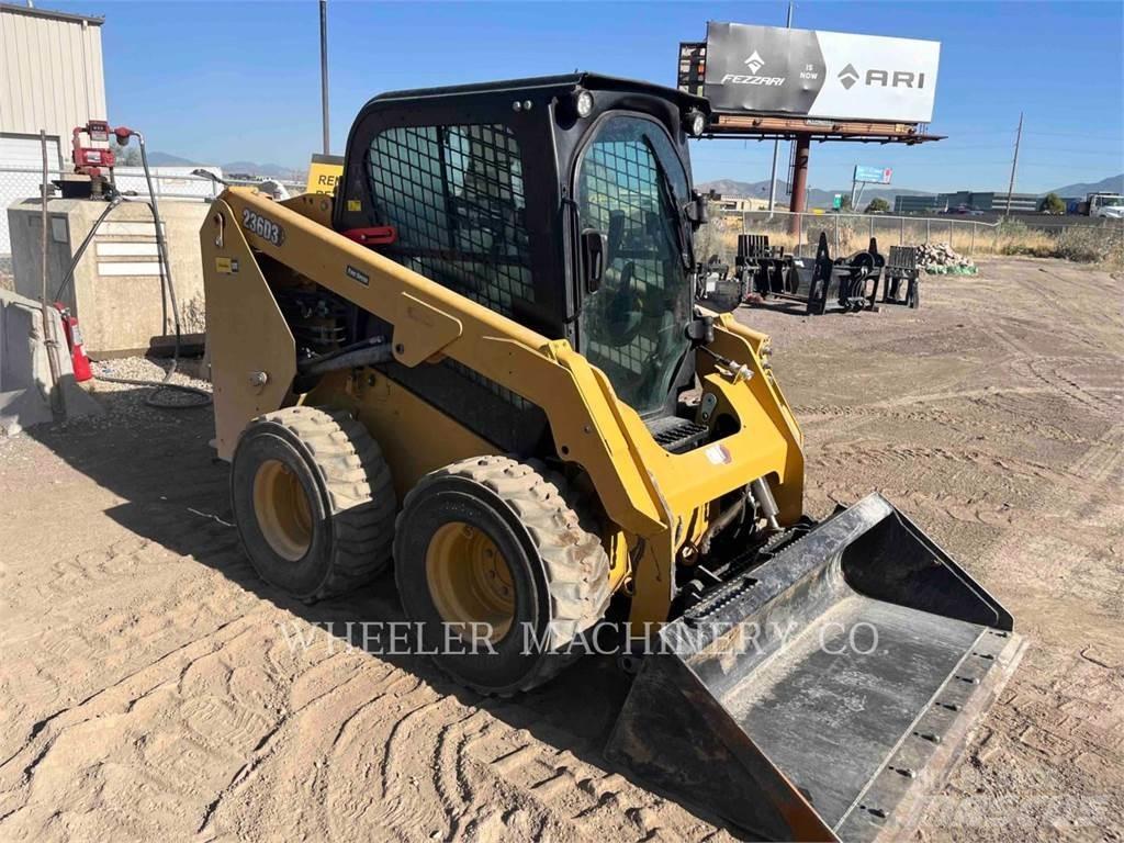 CAT 236D3 C3H2 Minicargadoras