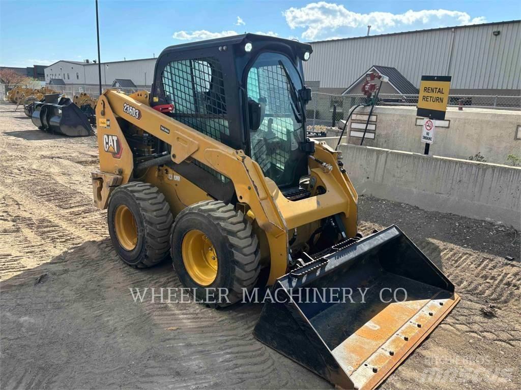CAT 236D3 C3H2 Minicargadoras